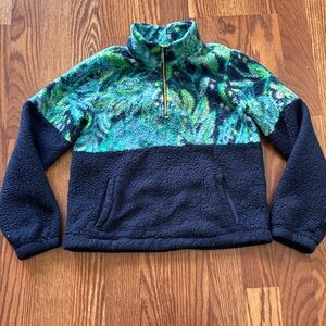 Lilly Pulitzer girls quart zip, size medium (6-7)